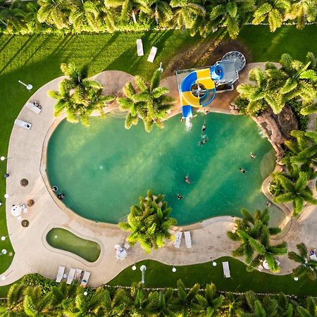 Tasman Holiday Parks - Rollingstone Экстерьер фото