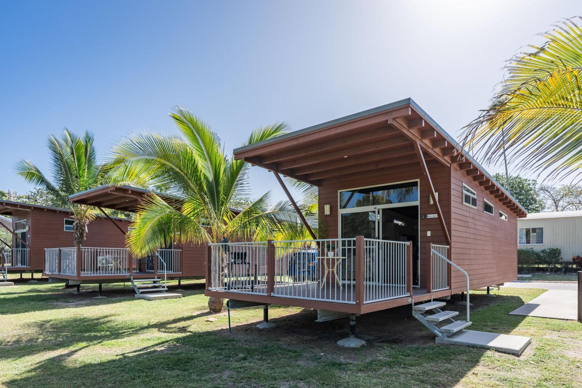 Tasman Holiday Parks - Rollingstone Экстерьер фото